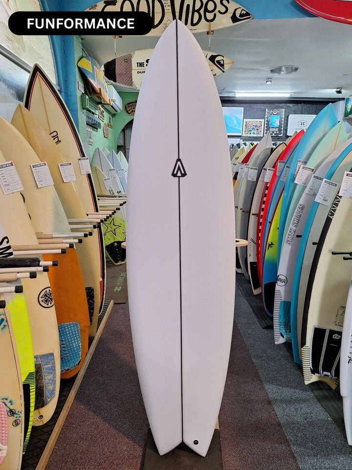 ANALOGY PU ODYSSEY 6'6 X 20 3/4" X 2 11/16" = 40.4L