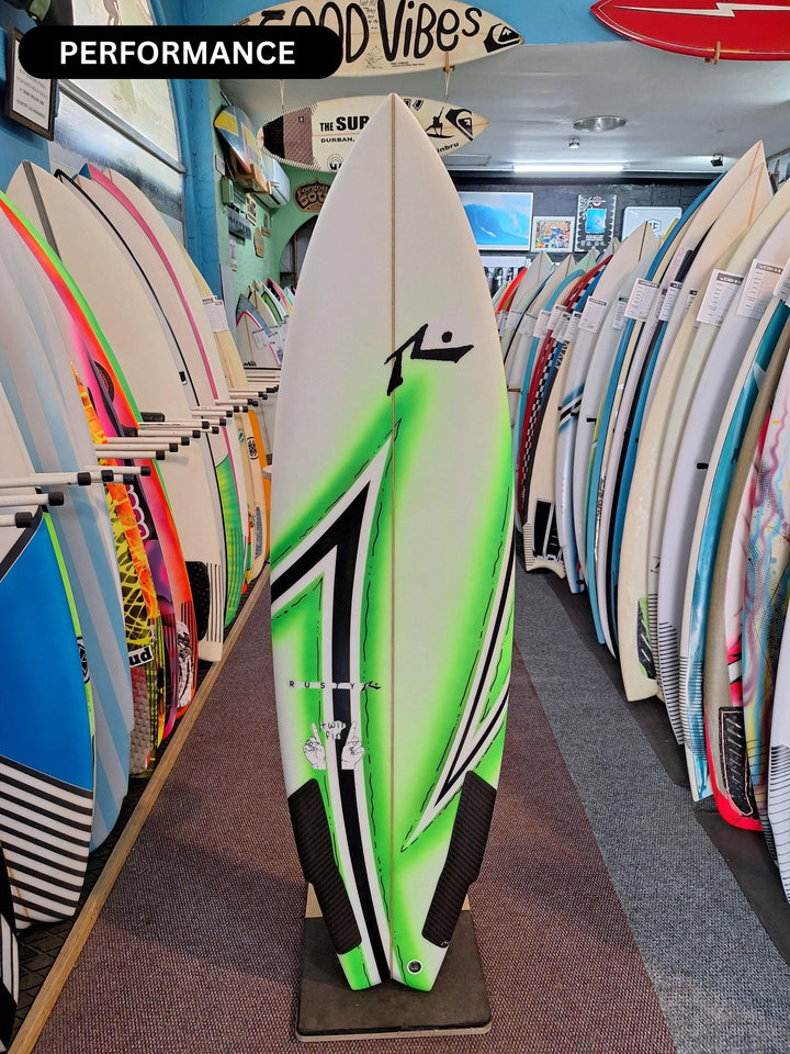 RUSTY PU TWIN FIN 5'6 X 18" X 2.18" = 25.3L