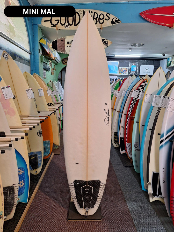 DEREK GIRVEN PU 7'4 X 22 1/4" X 2 7/8" = 49.7L