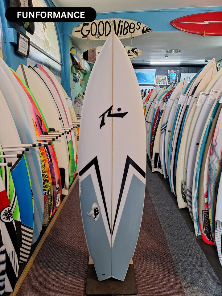RUSTY PU HUSTLER 5'10 X 20" X 2.28" = 29.78L