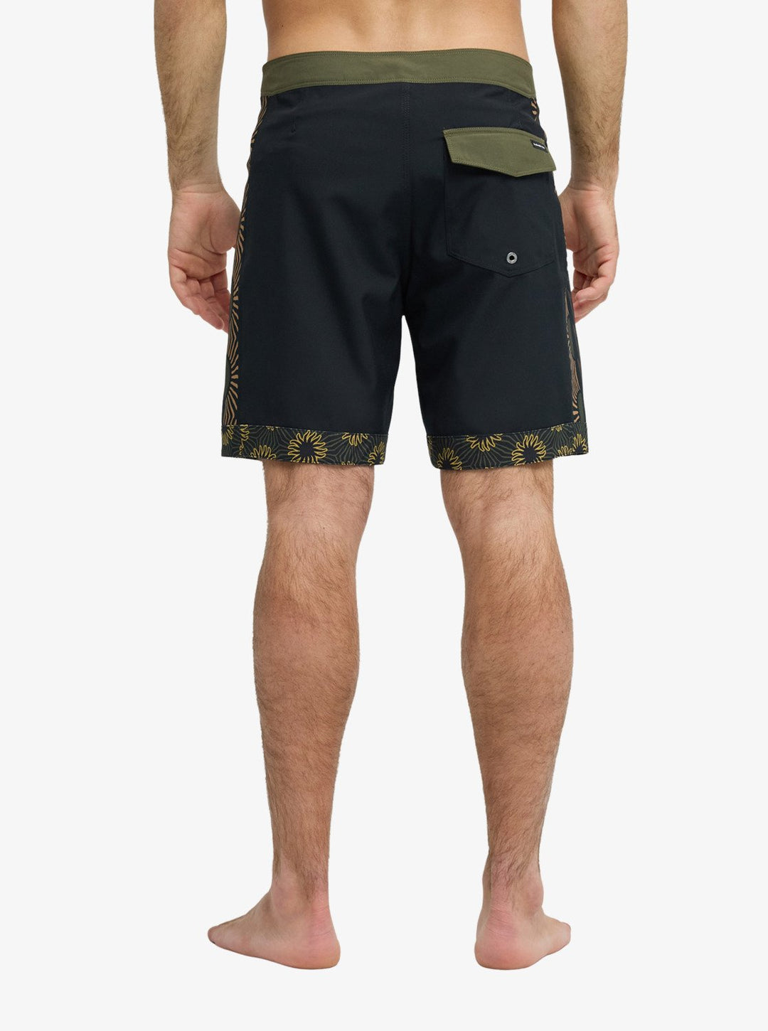 SURFSILK NOMAD 18 - Black