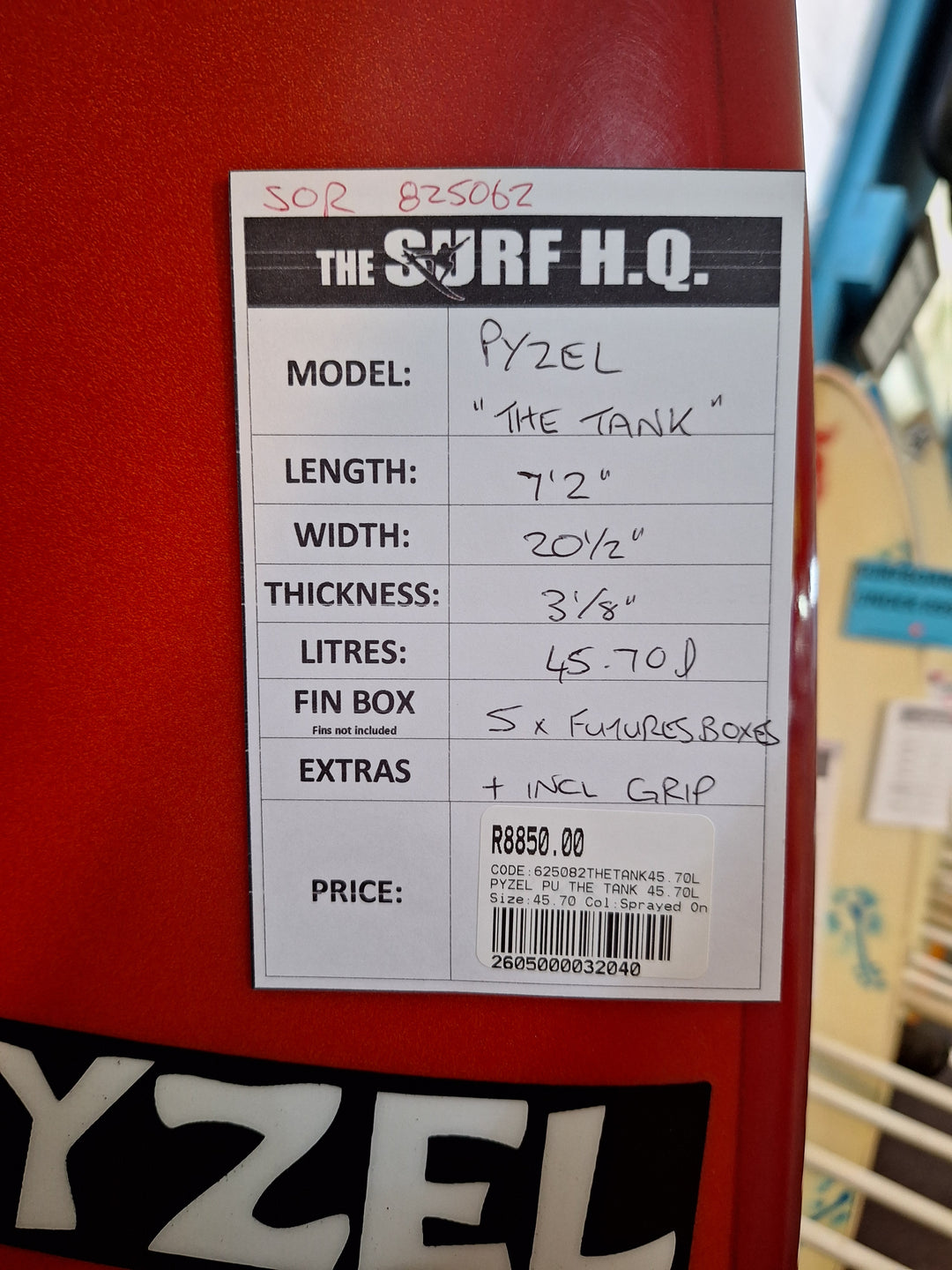 PYZEL PU THE TANK 7'2 X 20 1/2" X 3 1/8" = 45.70L