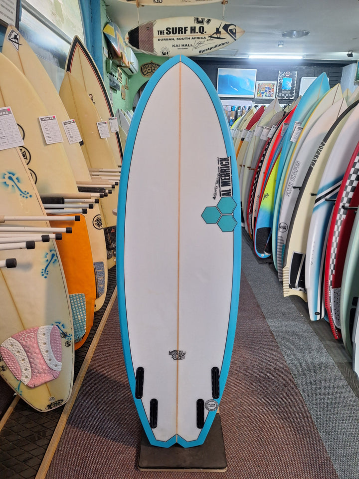 AL MERRICK PU BOBBY QUAD 5'5 X 19 5/8" X 2 7/16" = 28.9L