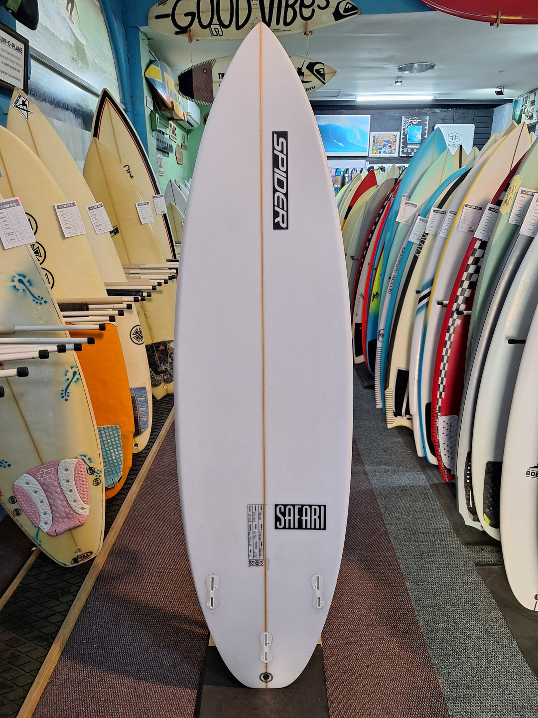 SPIDER PU 6'2 X 18 3/4" X 2 1/4" = 27.81L
