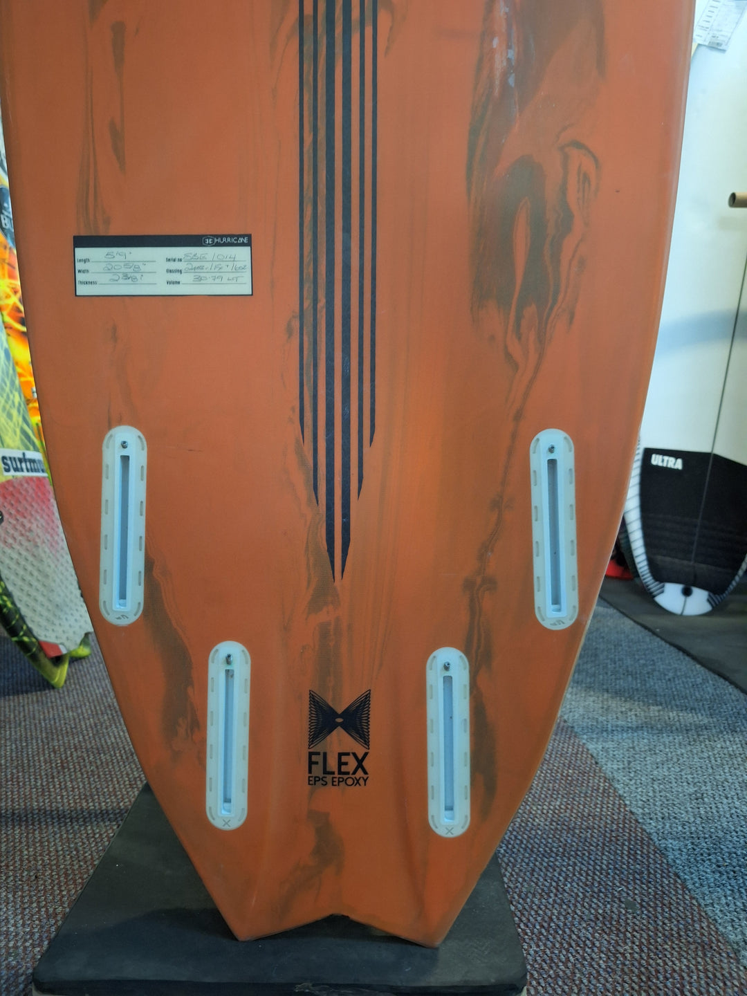 HURRICANE EPOXY ESCOBAR 5'9 X 20 5/8" X 2 3/8" = 30.79L