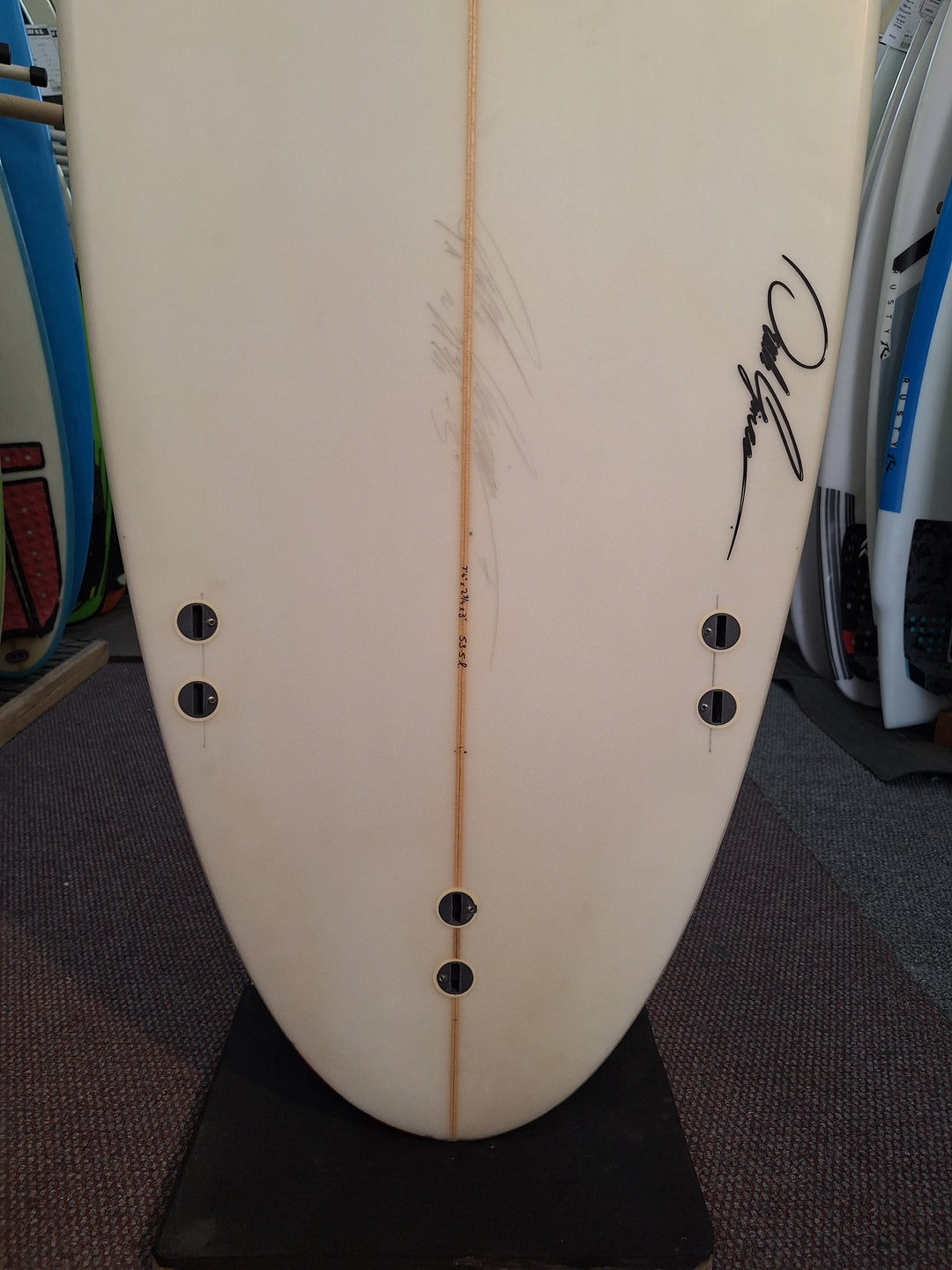 DGS PU MID-LENGTH 7'4 x 22 3/4" x 3" = 53.5L