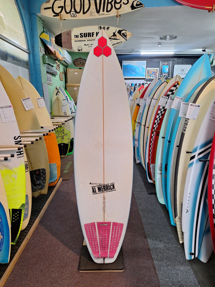 AL MERRICK PU CI PRO 2"6' 2 1/2" X 21 1/2" X 2 11/16" = 35.6L