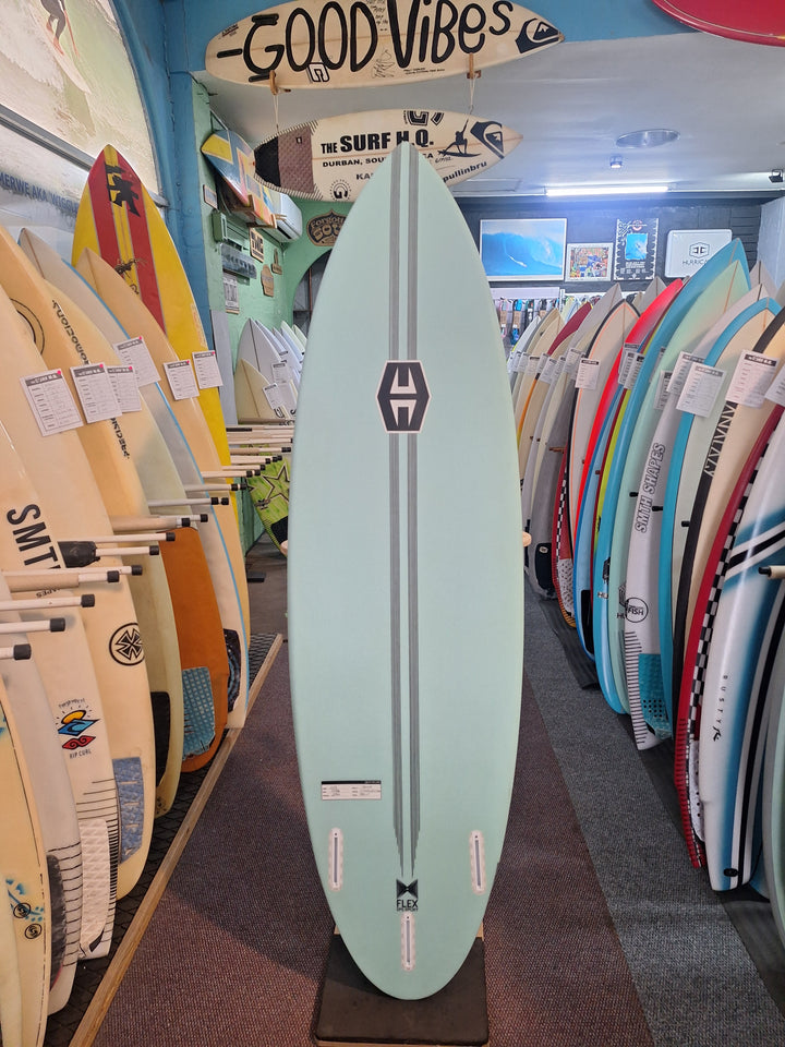 HURRICANE SCREAMER EPOXY 6'3 X 19 3/8" X 2 3/4" = 35L