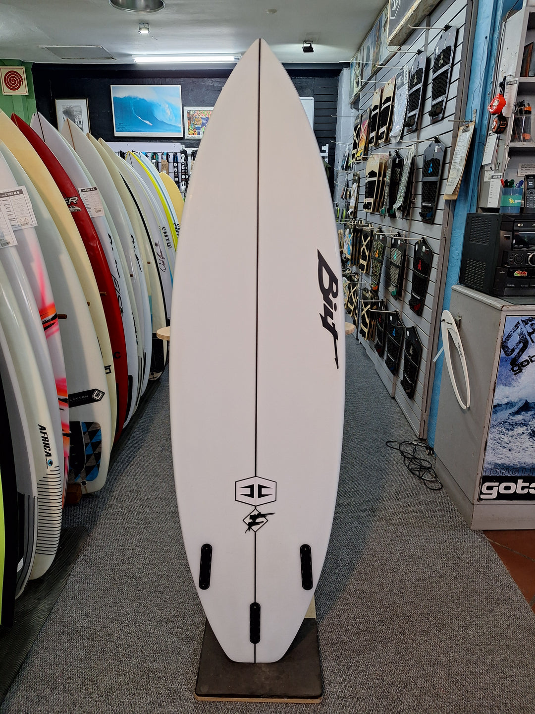 BILT PU LIGHTNING 2 6'0 X 19 1/4" X 2 5/8" = 31.62L