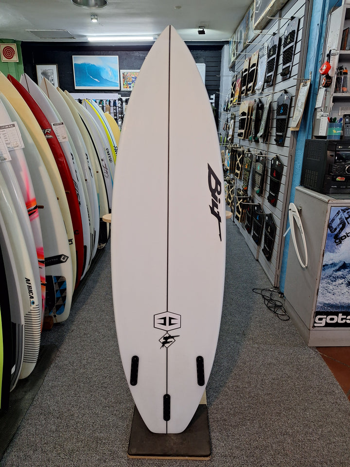 BILT PU LIGHTNING 2 6'0 X 19 1/4" X 2 5/8" = 31.62L