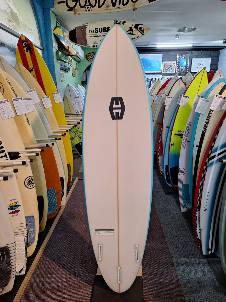 HURRICANE PU SCREAMER 6'4 x 19" x 2 1/4" = 28.8L