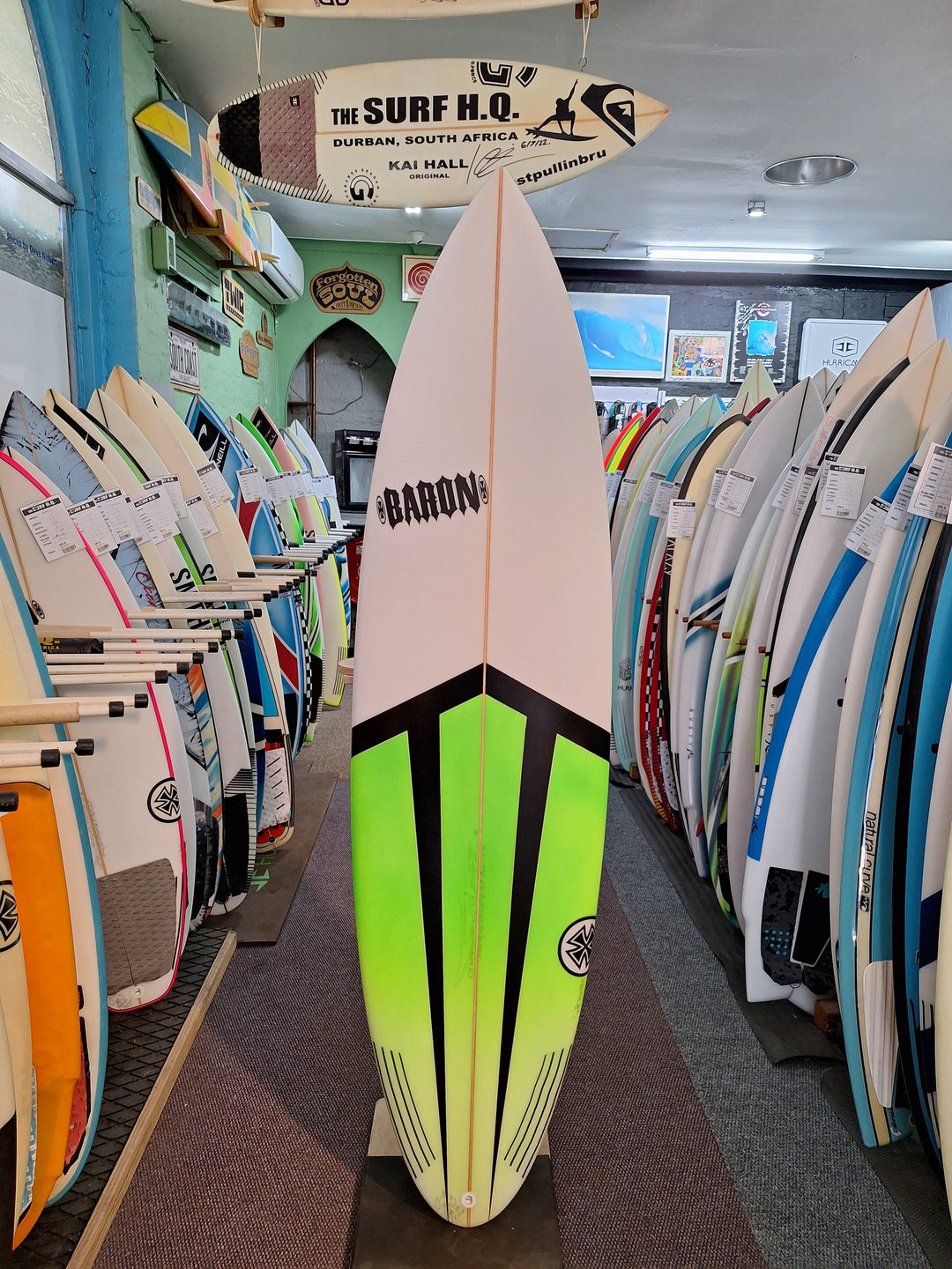 BARON PU LIP HUNTER 6'2 X 19 1/8" X 2 1/2' = 31.3L