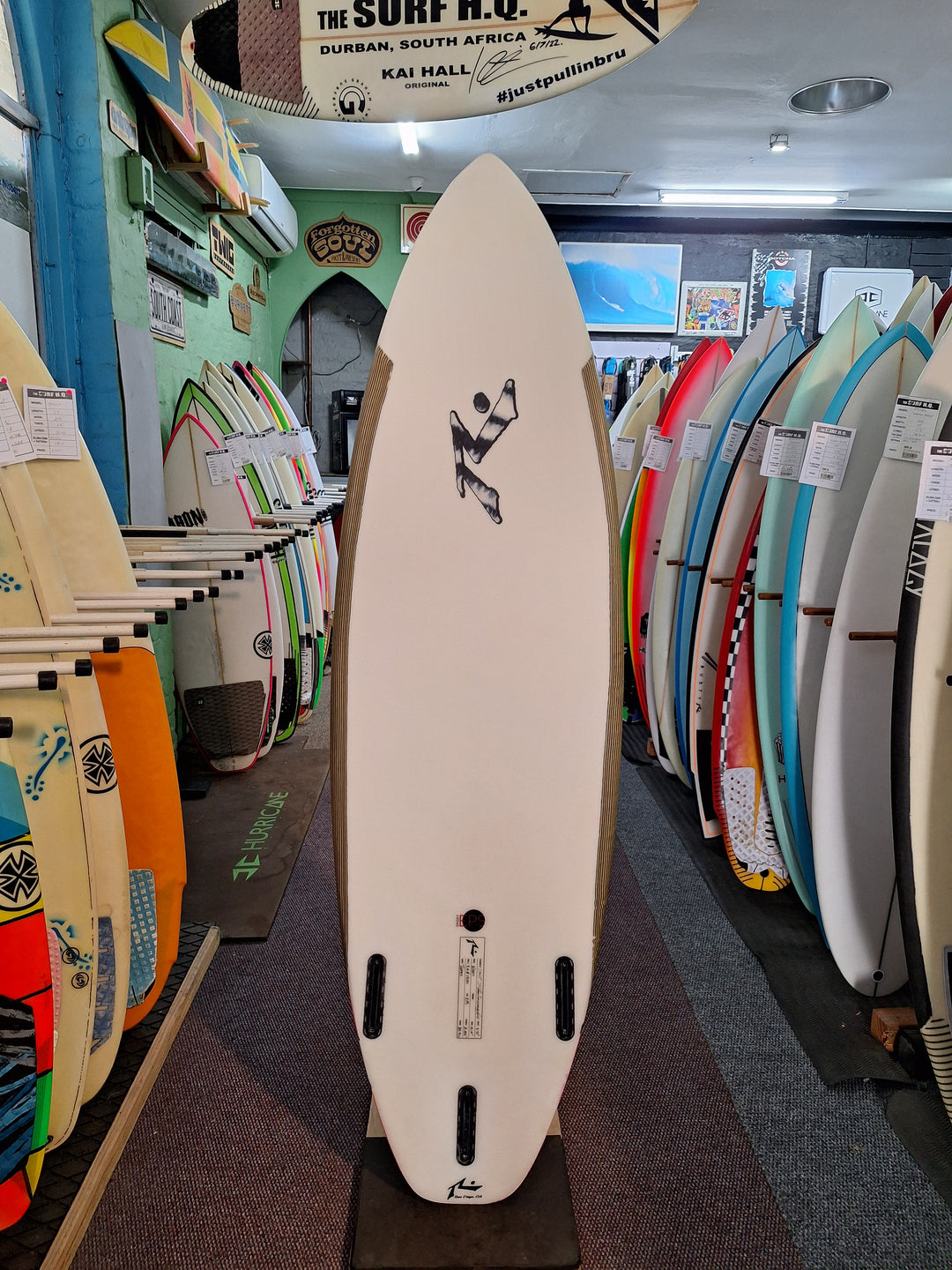 RUSTY EPOXY WHAT 6'0 X 19.17" X 2.46" = 30.9L