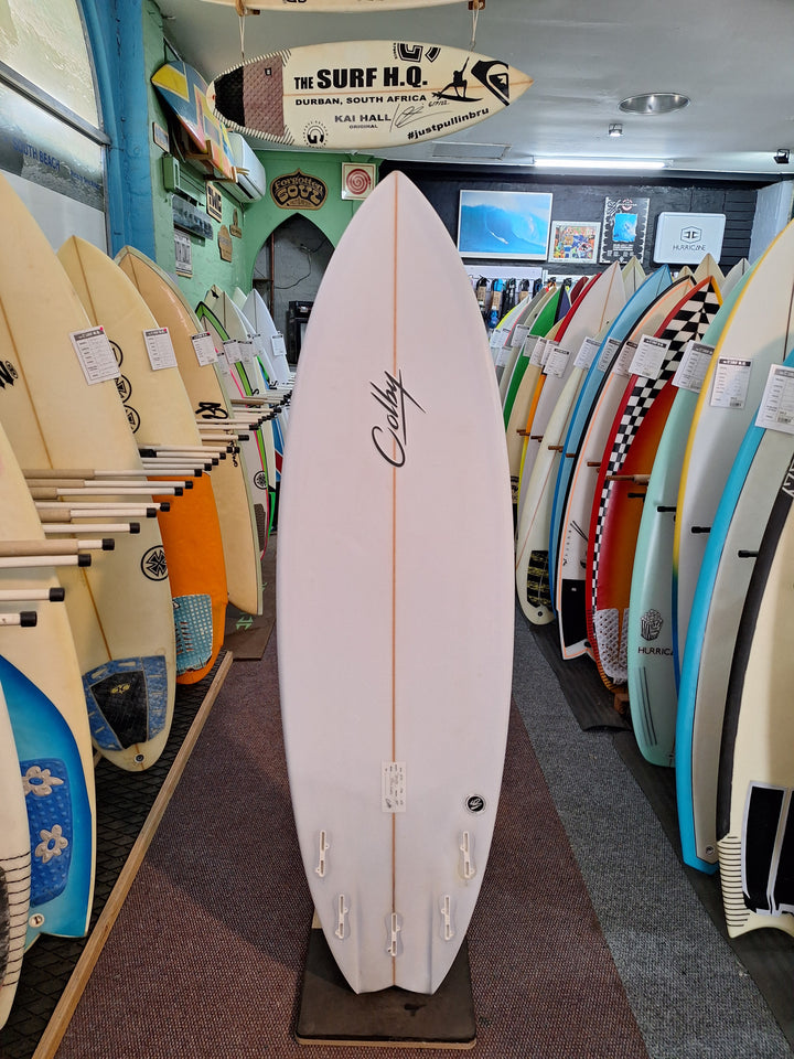 COLBY PU THIN LIZZY 5'10 X 19 1/2' X 2 1/2" = 32L