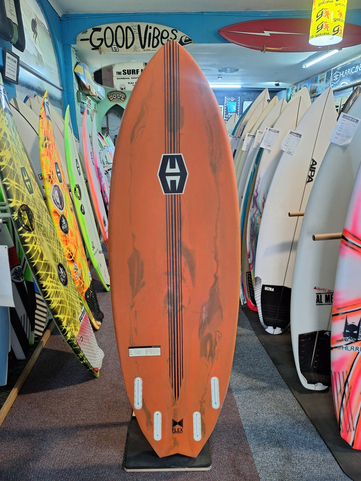 HURRICANE EPOXY ESCOBAR 5'9 X 20 5/8" X 2 3/8" = 30.79L