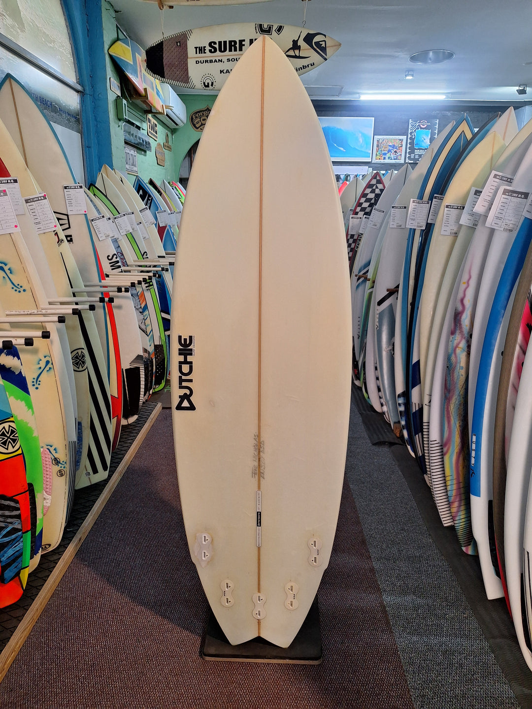 DUTCHIE PU 6'0 X 20 3/4" X 2 5/8" = 35.7L