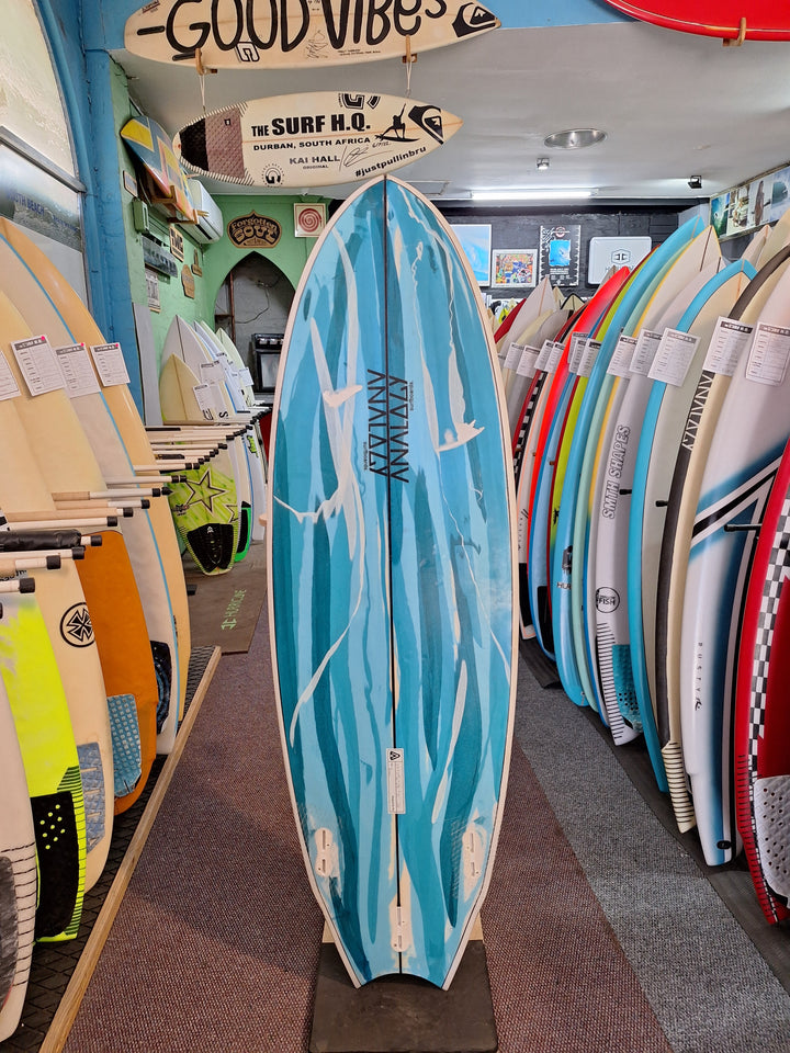 ANALOGY PU 5'7 X 19 13/16" X 2 5/8" = 31L