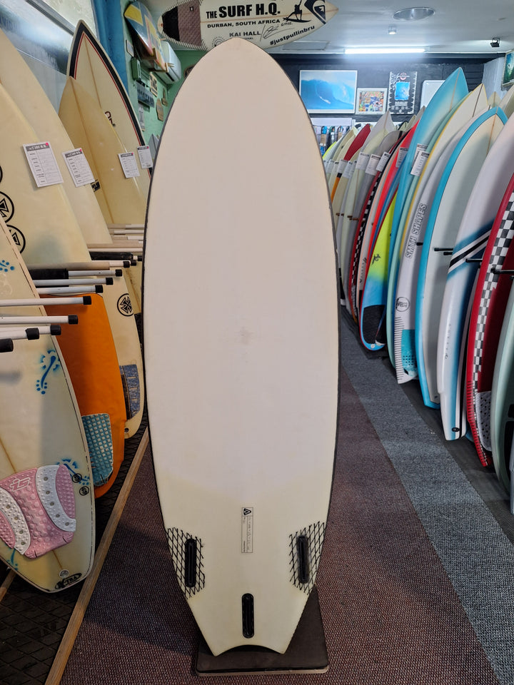 ANALOGY EPOXY TAKES TWO TO TANGO 5'6 X 19 3/4" X 2 1/2" = 29L