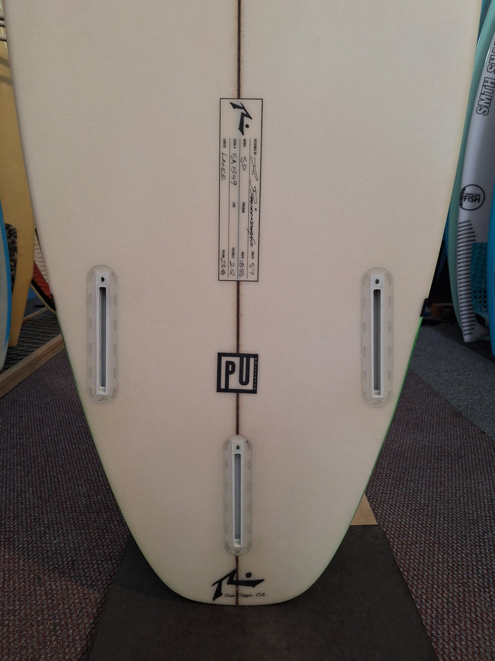 RUSTY EPOXY SD 5'7 X 18.55" X 2.62" = 23.8L