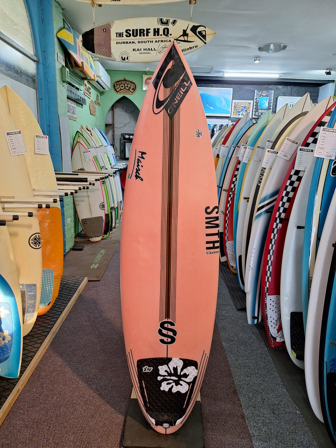 SMTH SHAPES PU VOLUME 5'8 1/2" X 18 3/8" X 2 1/4' = 25.7L