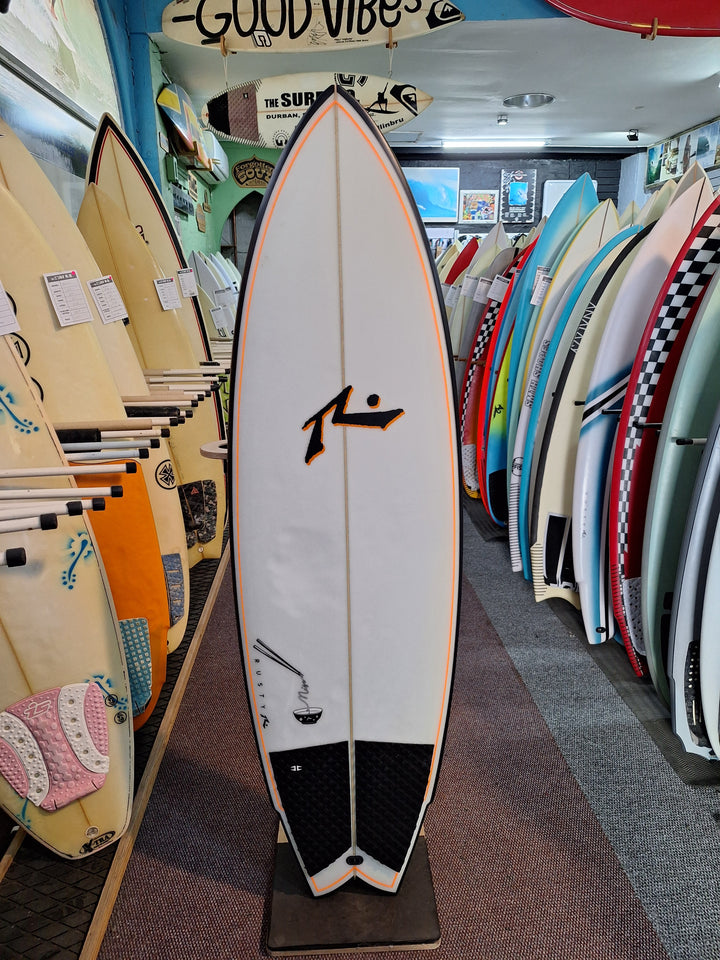 RUSTY PU MISO 5'8 X 20.5" X 2.23' = 28.51L