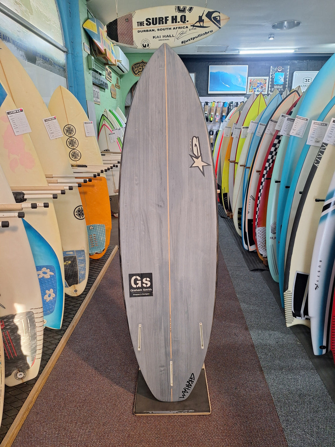 GRAHAM SMITH PU HOOKIT 6'0 X 19 1/2" X 2 1/2" = 31.8L