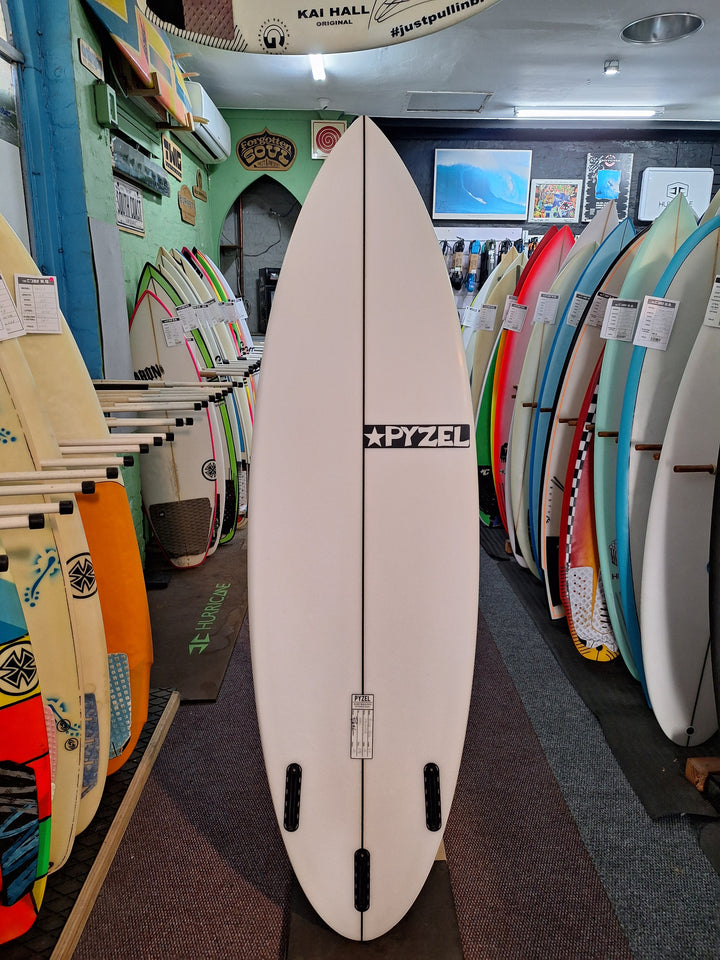 PYZEL PU POWER TIGER 5'11 X 19" X 2 3/8" = 28L