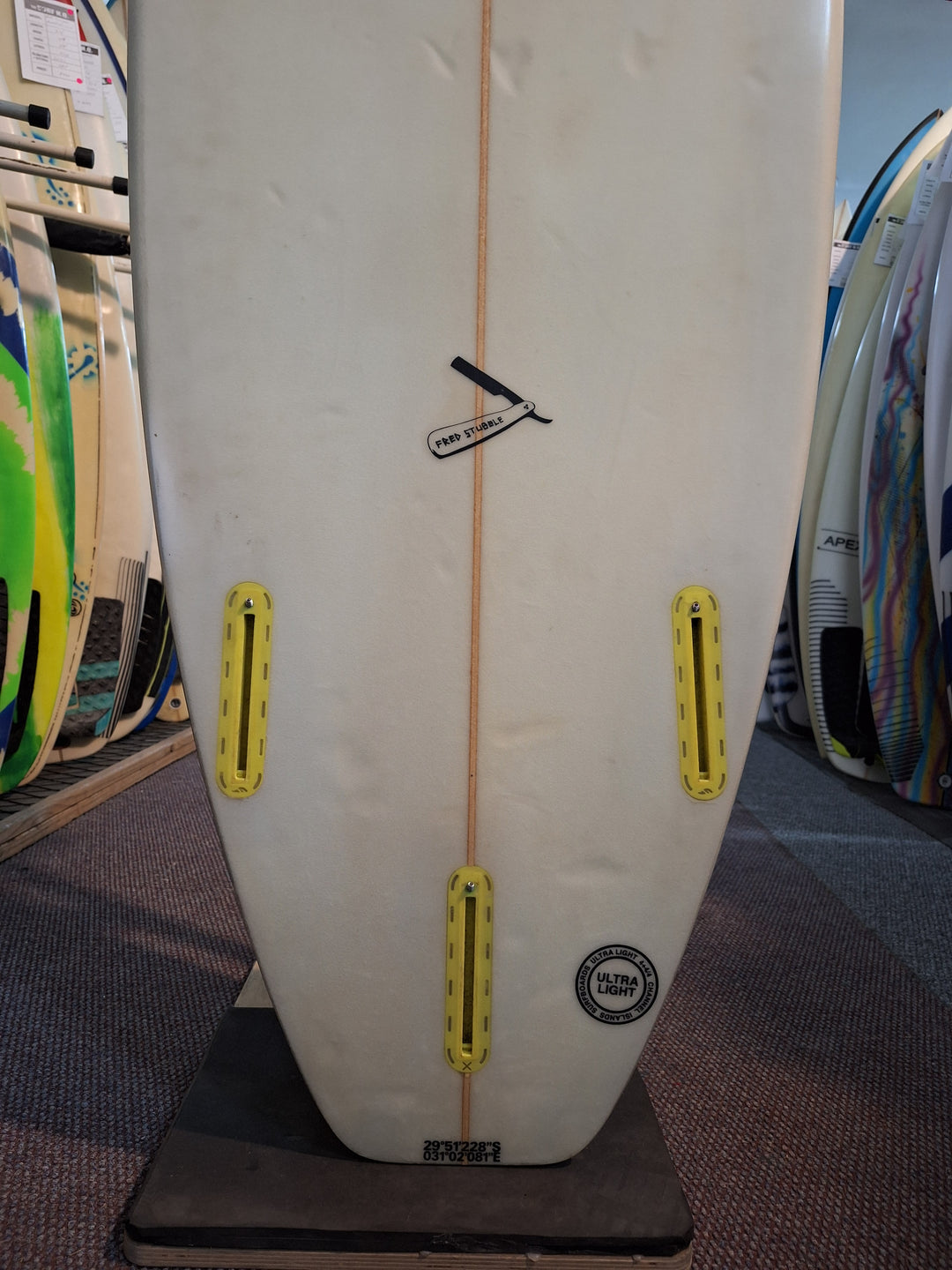 AL MERRICK PU FRED STUBBLE 5'11 X 19 1/2" X 2 3/6" = 29.2L