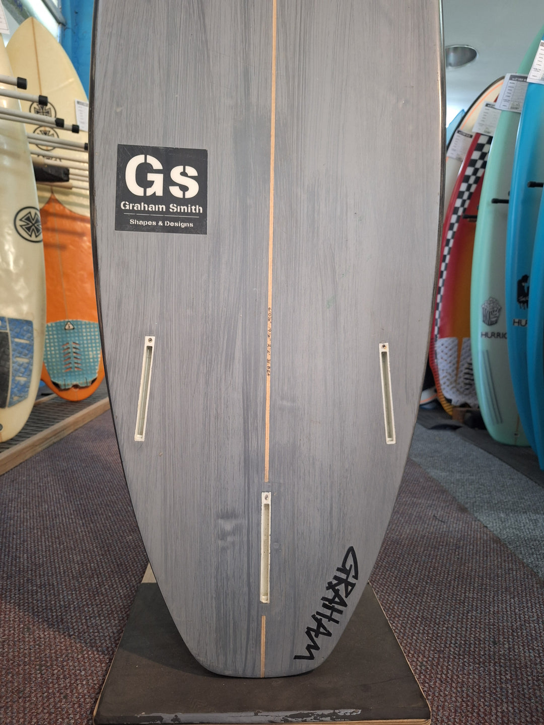 GRAHAM SMITH PU HOOKIT 6'0 X 19 1/2" X 2 1/2" = 31.8L