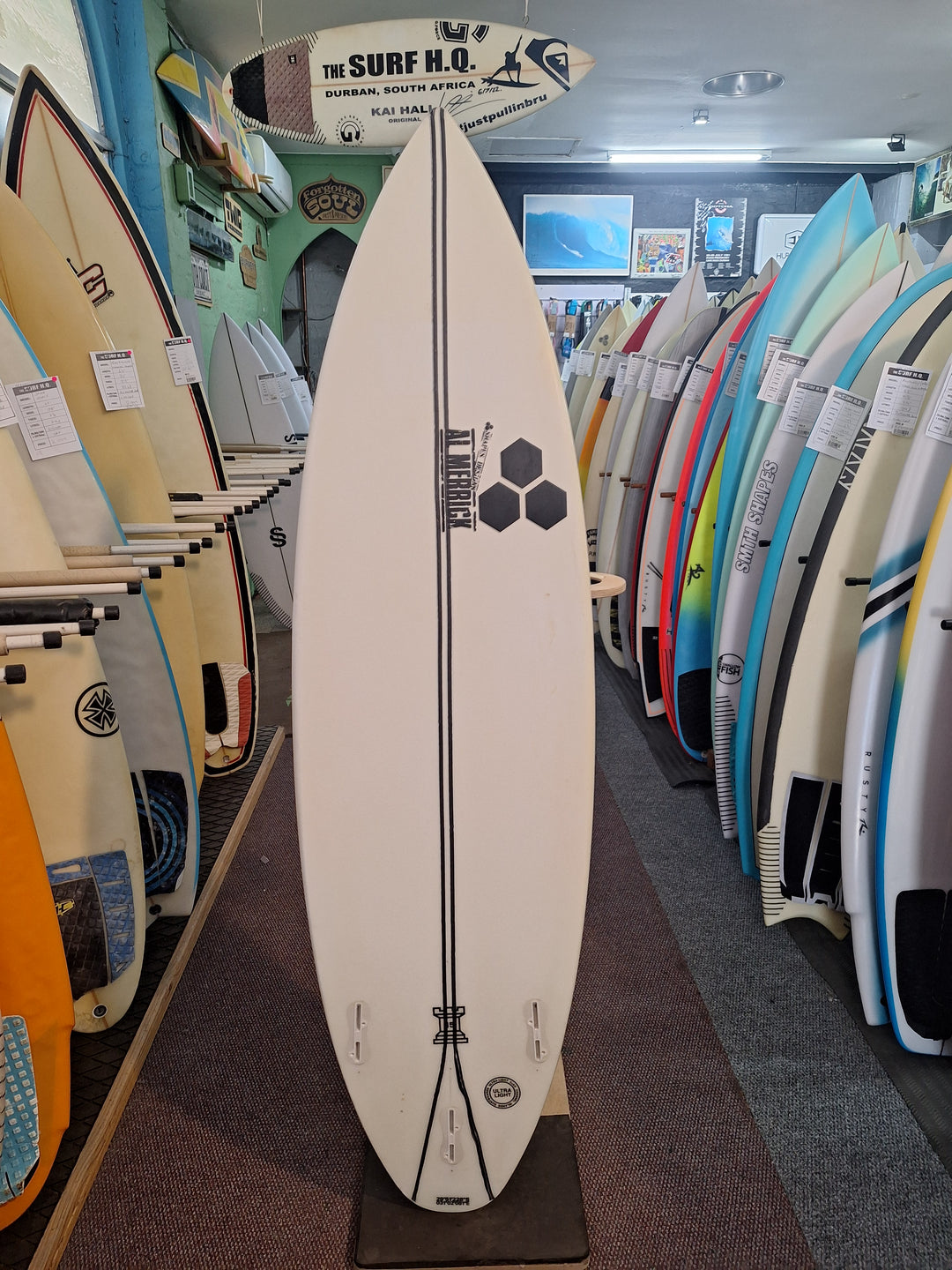 AL MERRICK PU ROOK 15 5'10 X 18 5/16" X 2 5/16" = 25.7L