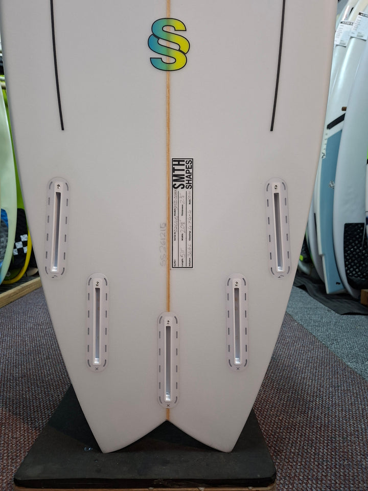 SMTH SHAPES PU SPEED DEMON 5'11 x 20 1/8" x 2 3/4" = 36.6L
