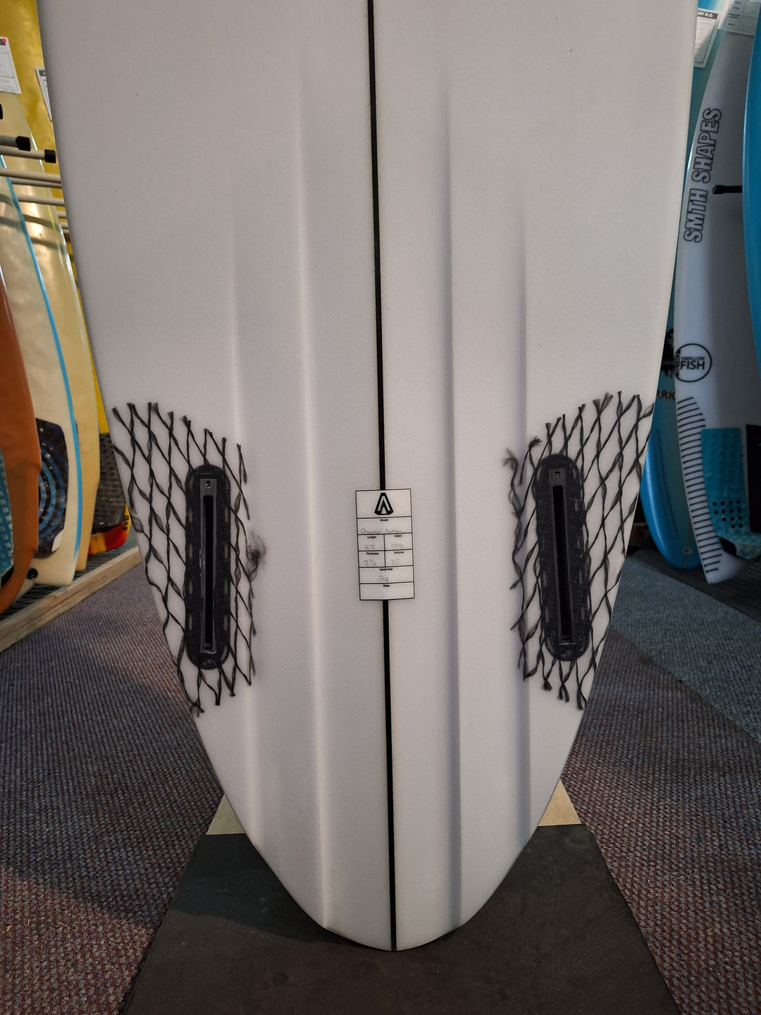 ANALOGY PU CHANNEL BOTTOM 6'2 X 19 1/2" X 2 11/16 X 35L