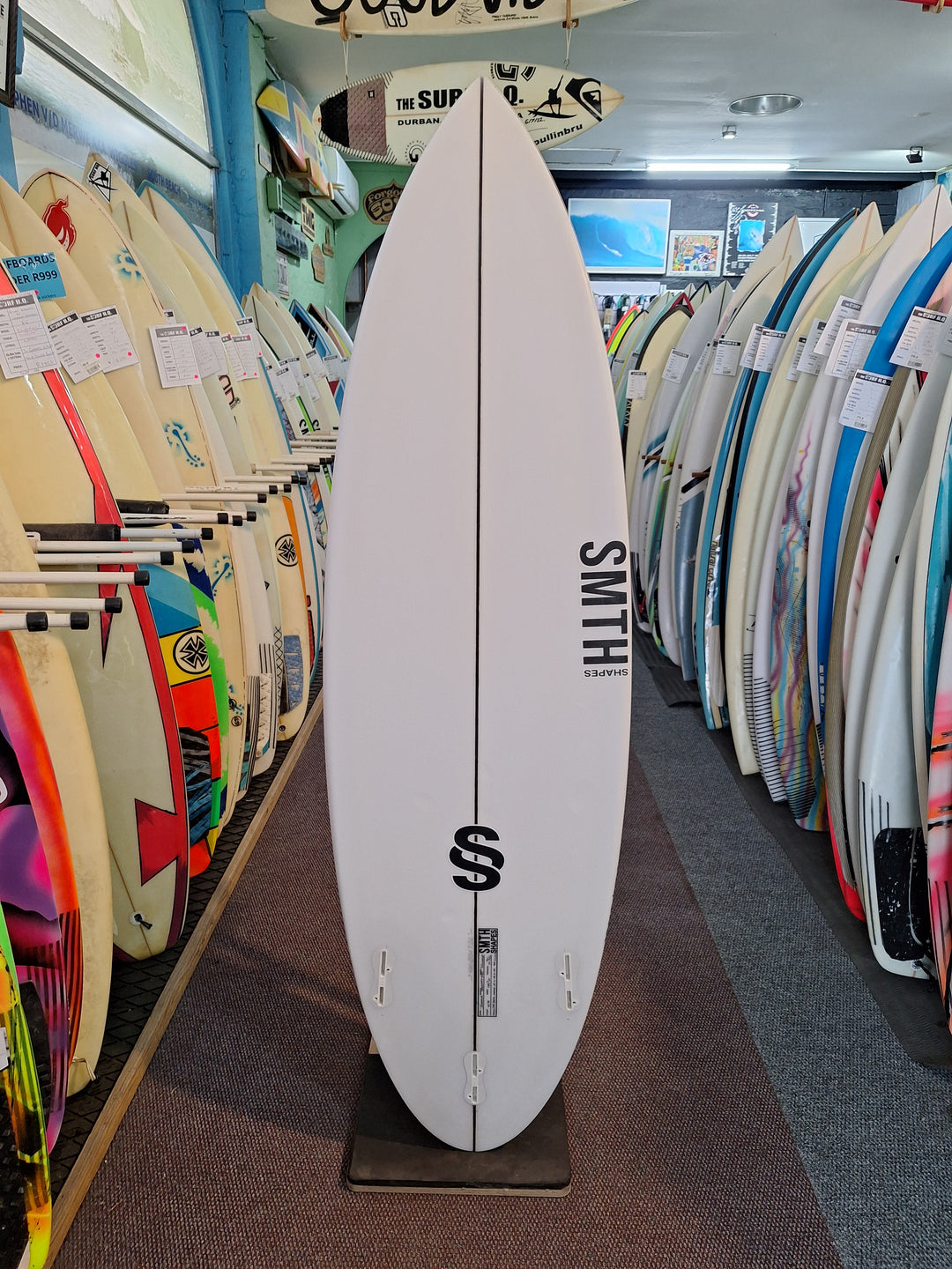 SMTH SHAPES PINDROP 5'8 X 18 1/2" X 2 3/16" = 24.32L