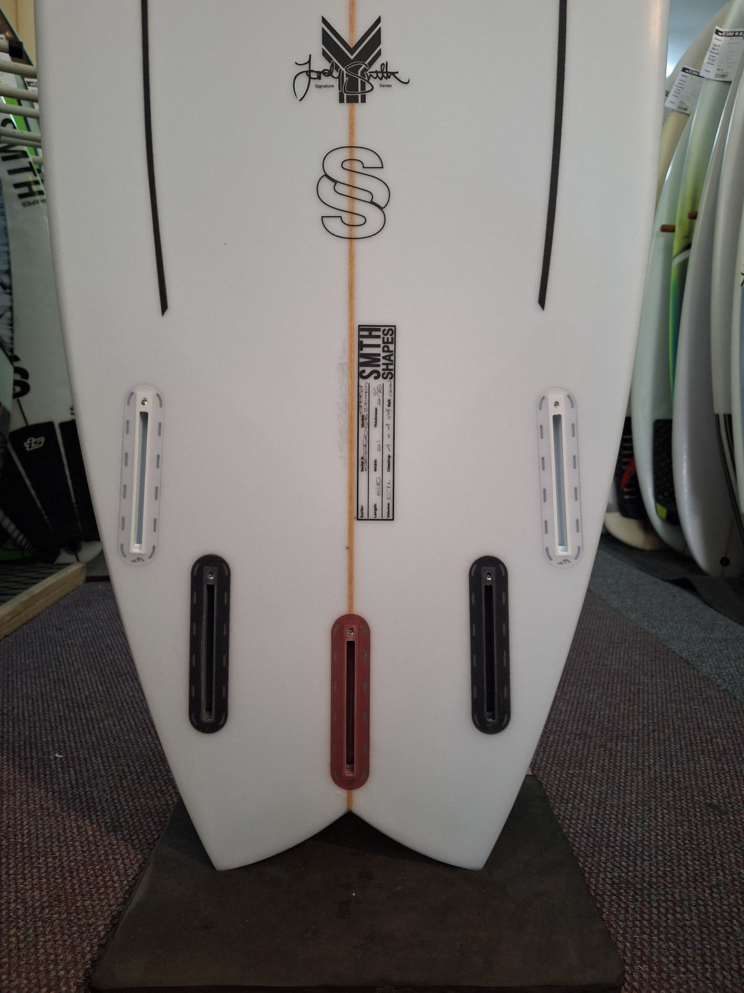 SMTH SHAPES PU SPEED DEMON 5'10 X 21" X 2 11/16" = 37.1L