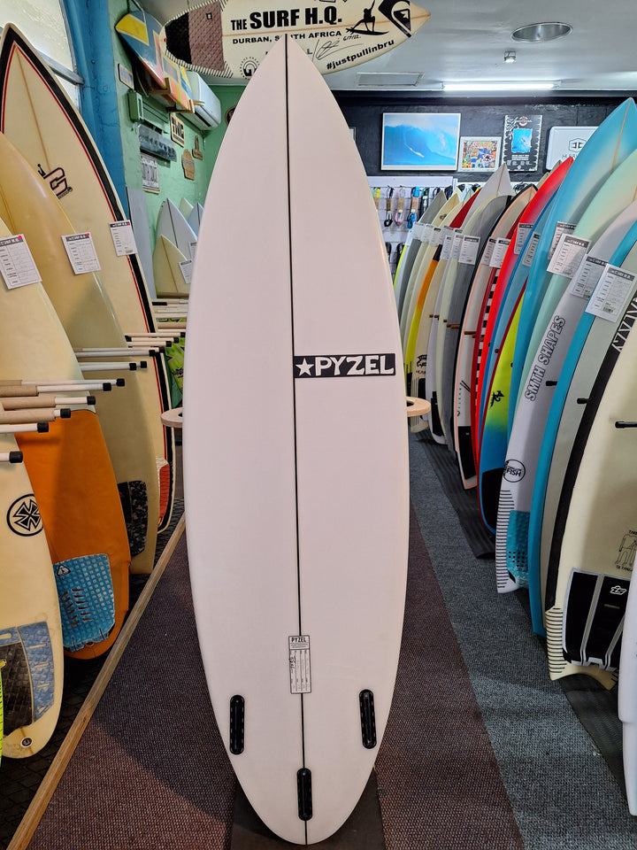 PYZEL PU POWER TIGER 6'2 X 19 1/2" X 2 5/8" = 33L