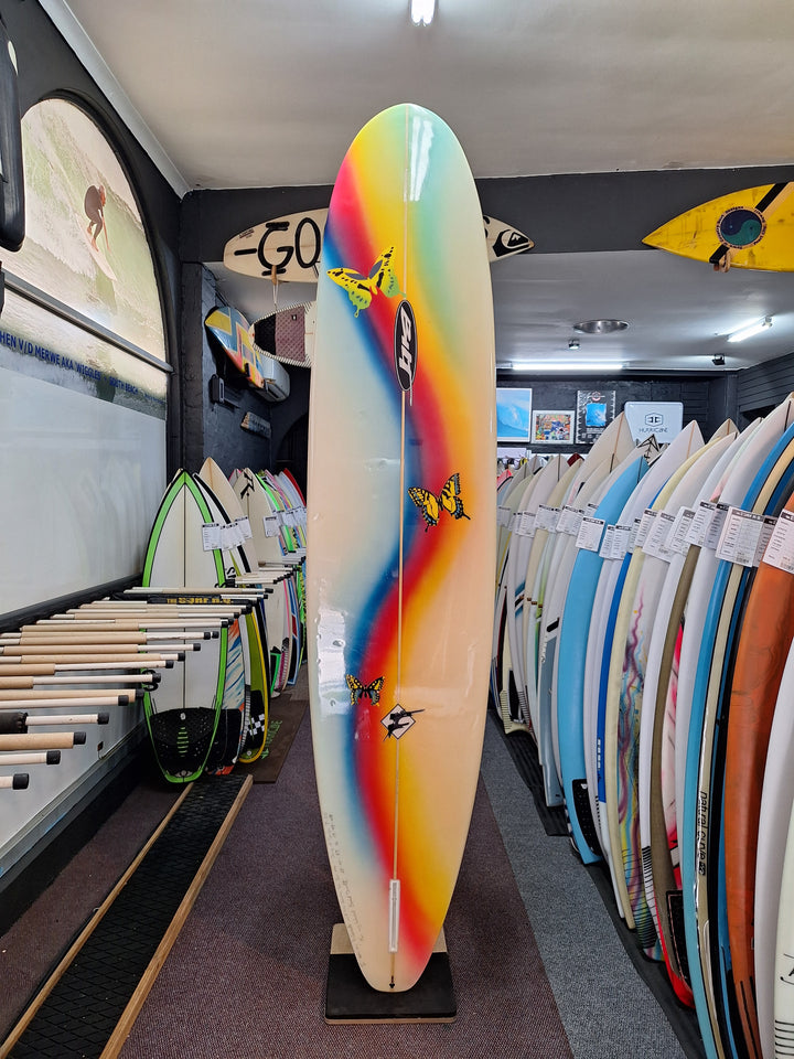 BILT PU CLASSIC LONDBOARD 9'0 X 22 1/4" X 2 5/8" = 64.1L