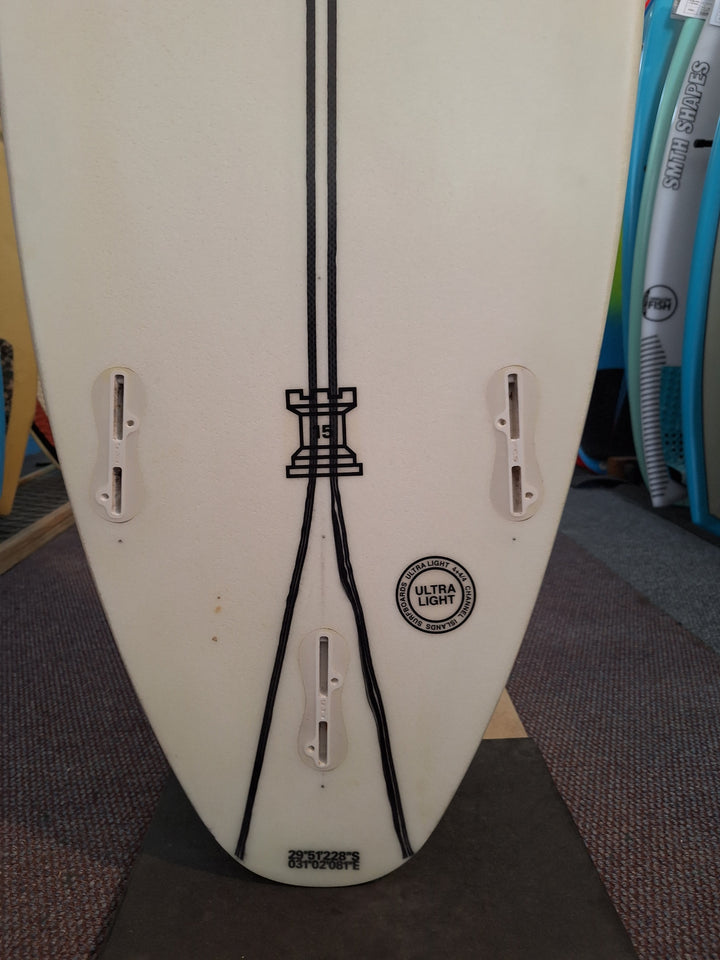 AL MERRICK PU ROOK 15 5'10 X 18 5/16" X 2 5/16" = 25.7L