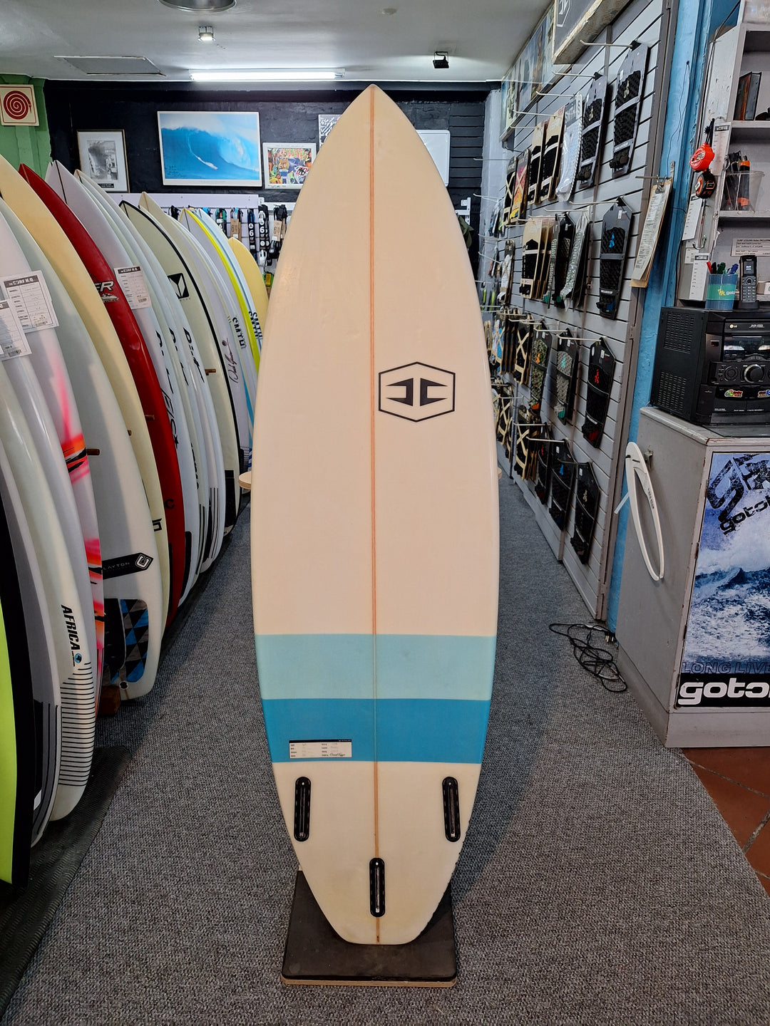 HURRICANE PU LUNATIC 6'0 X 20' X 2 1/2" = 32L