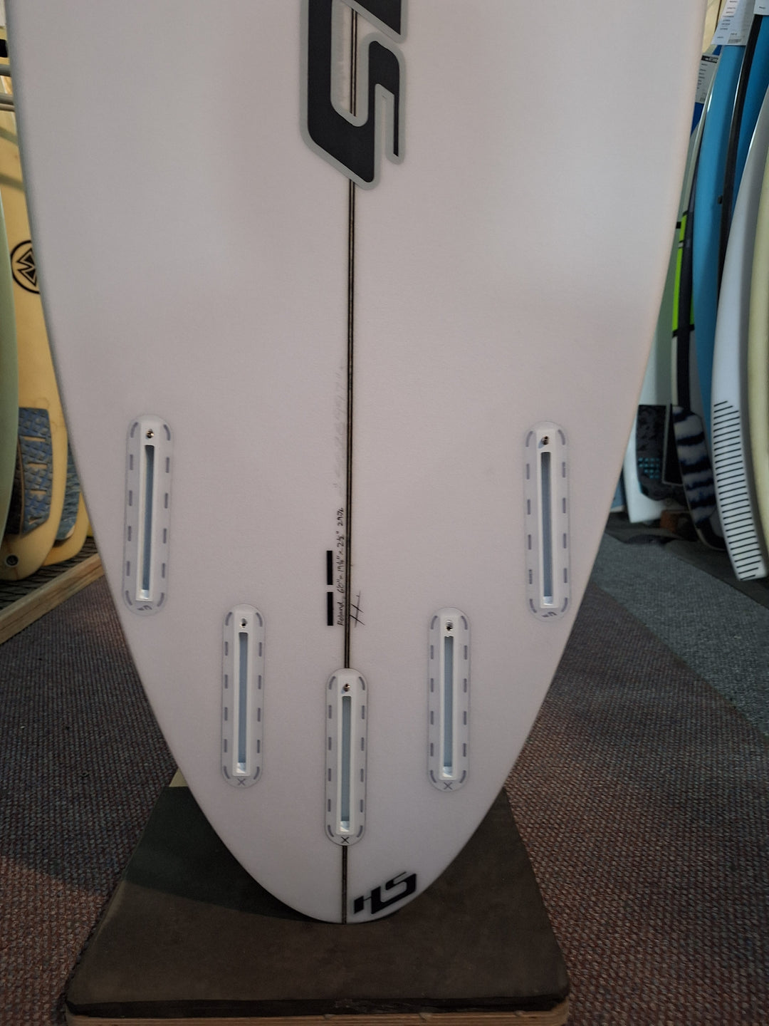 Hayden Shapes PU Dark Noiz 6'0 x 19 1/16 x 2 1/2 = 29.7L
