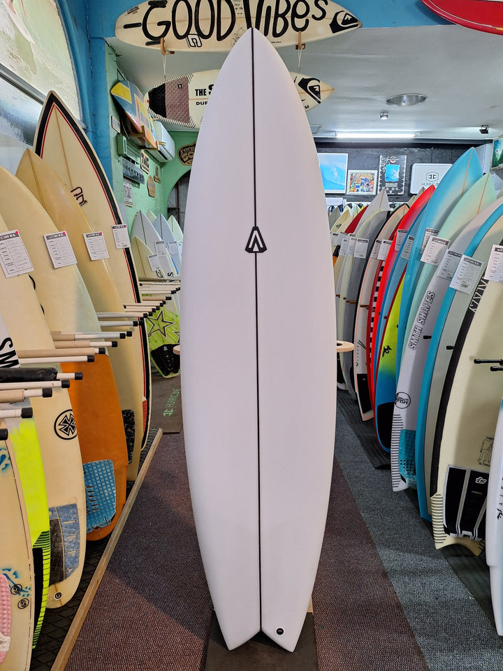 ANALOGY PU ODYSSEY 6'6 X 20 3/4" X 2 11/16" = 40.4L