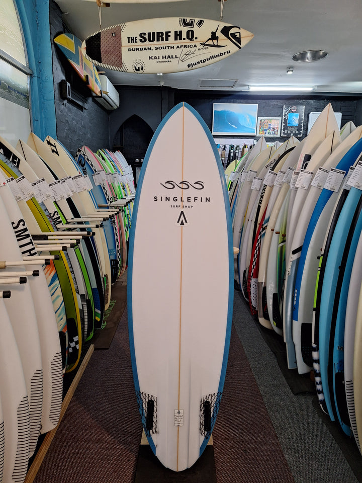 ANALOGY PU CHANNEL BOTTOM 5'8 x 19 1/8" x 2 5/8" = 30L