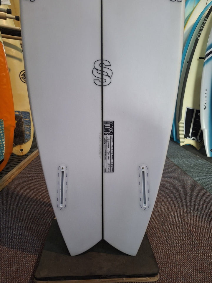 SMTH SHAPES PU RETRO FISH 5'6 X 19 1/4" X 2 7/16" = 28L