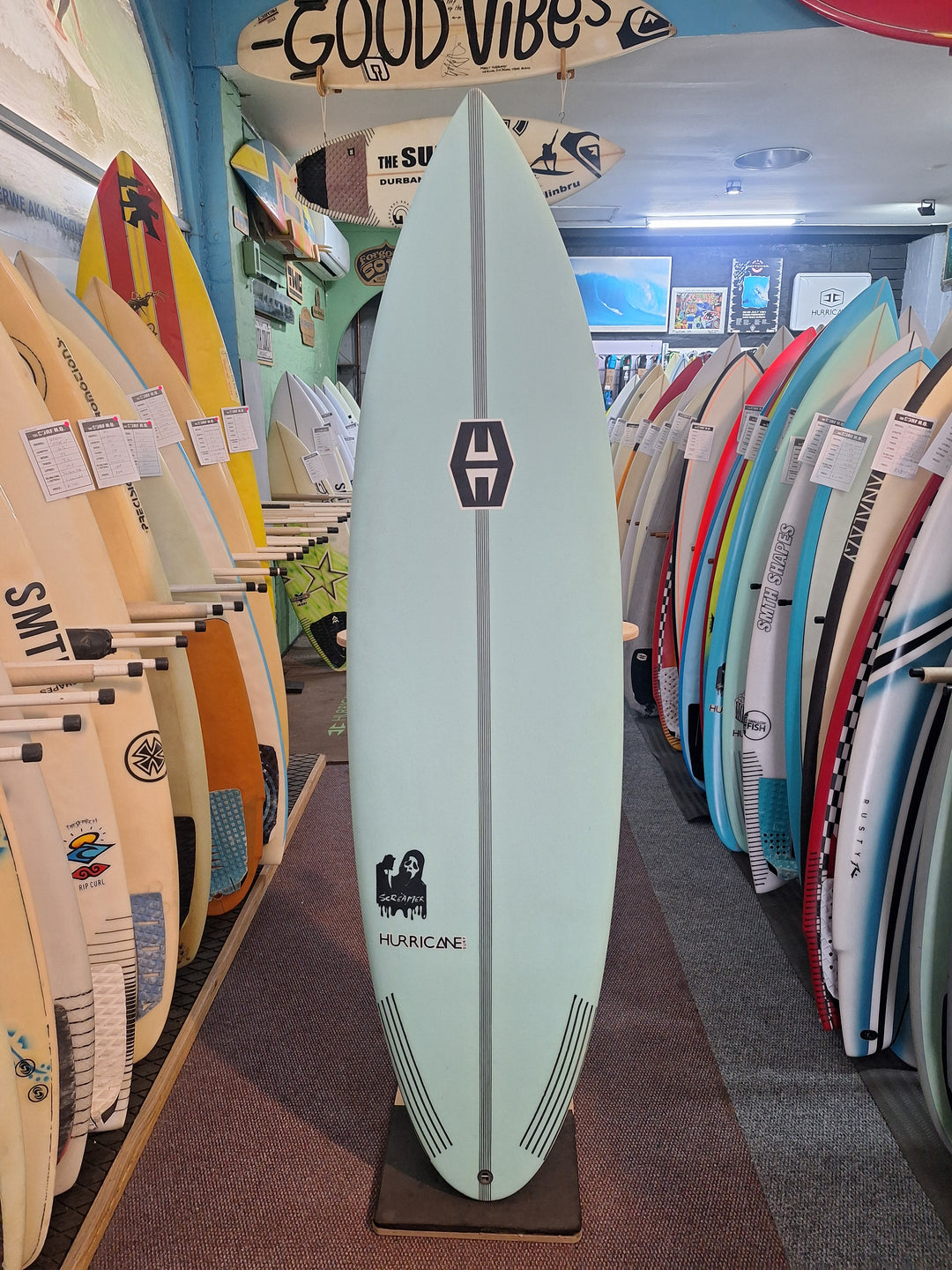 HURRICANE SCREAMER EPOXY 6'3 X 19 3/8" X 2 3/4" = 35L