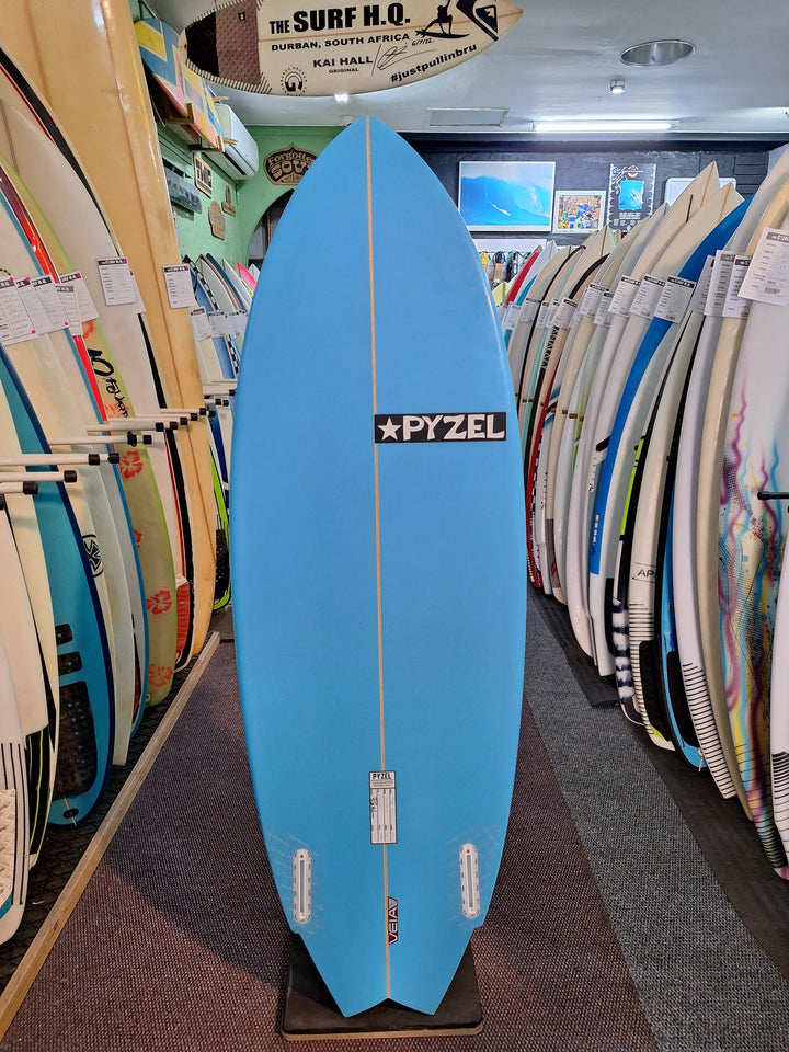 PYZEL PU TIGER TWIN 5'4 X 20" X 2 5/8" = 30.25L