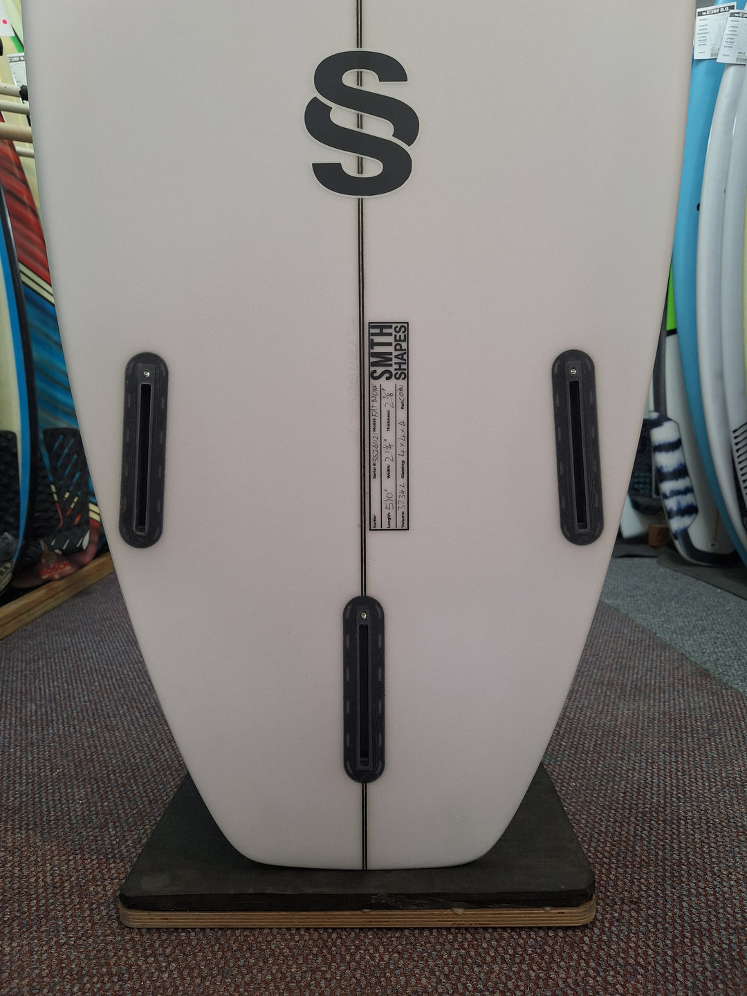 SMTH SHAPES PU FAT MONK 5'10 X 21 1/4" X 2 11/16" = 37.34L