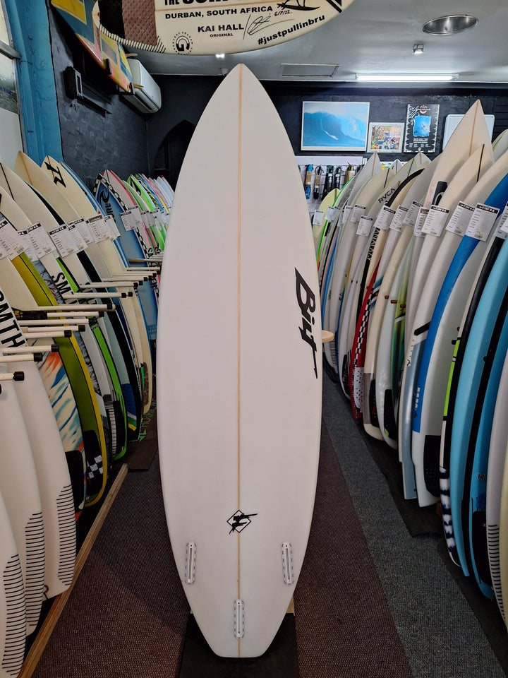 BILT PU LIGHTNING 2 6'1 x 19.30" x 2.83" = 32.8L