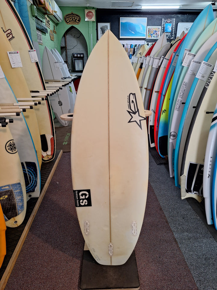 SMTH SHAPES PU JORDY JNR 4'9.5" X 18" X 2 3/16" = 18.8L