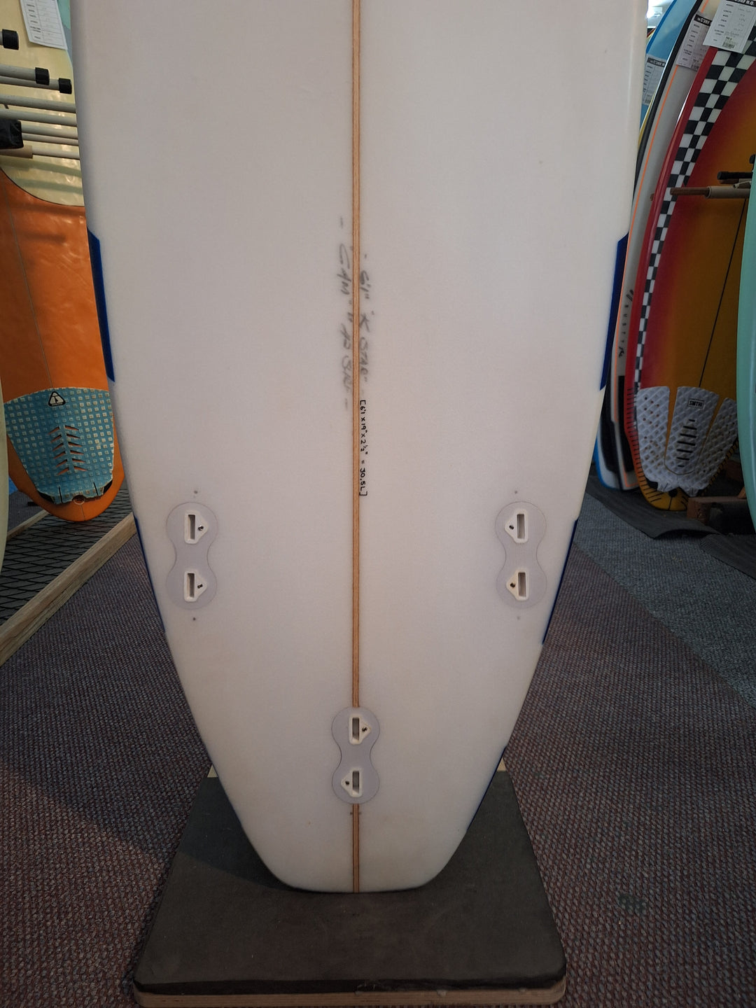 COLBY PU K-STAR 6'1 X 19" X 2 1/2" = 30.5L