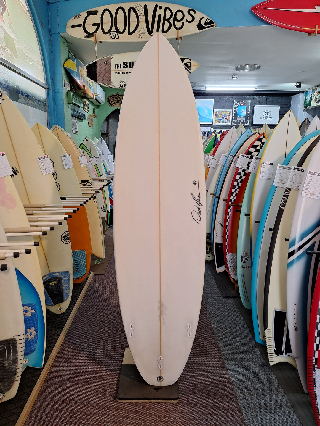 DEREK GIRVEN PU 7'4 X 22 1/4" X 2 7/8" = 49.7L