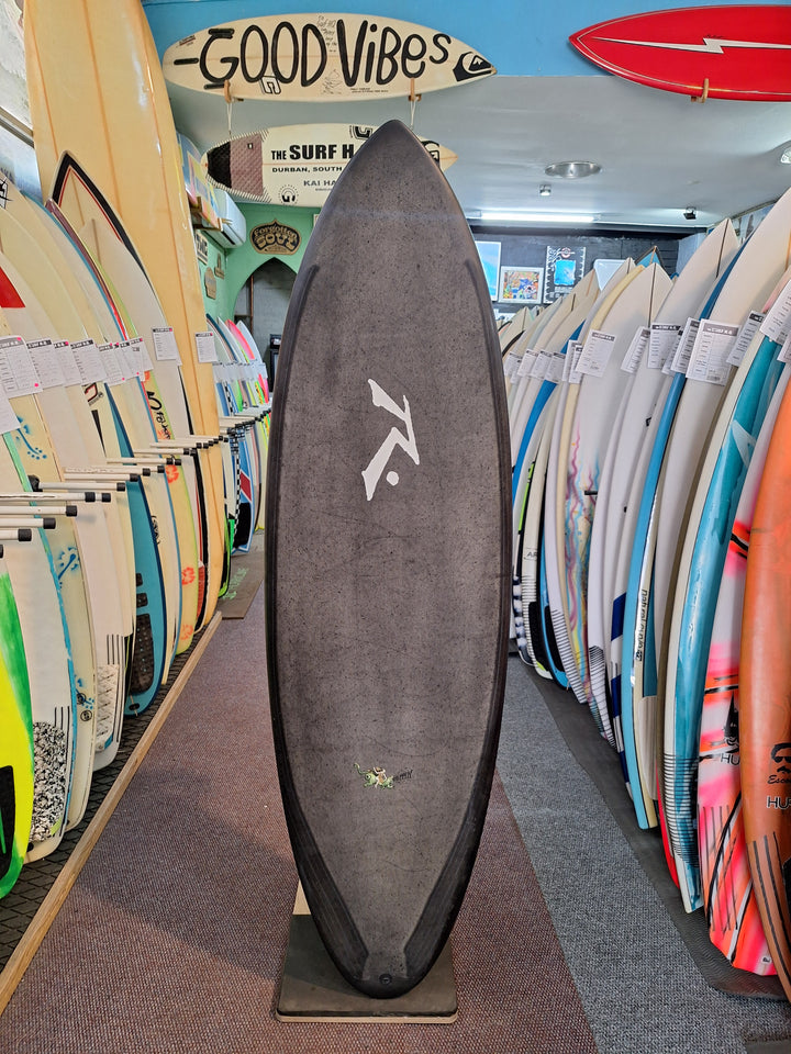 RUSTY EPOXY GRIFFIN 5'8 X 19.70" X 2.38" = 30L
